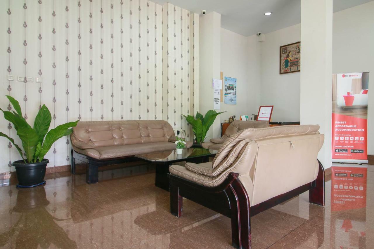 Reddoorz Syariah Near Universitas Jenderal Soedirman Purwokerto Exterior foto